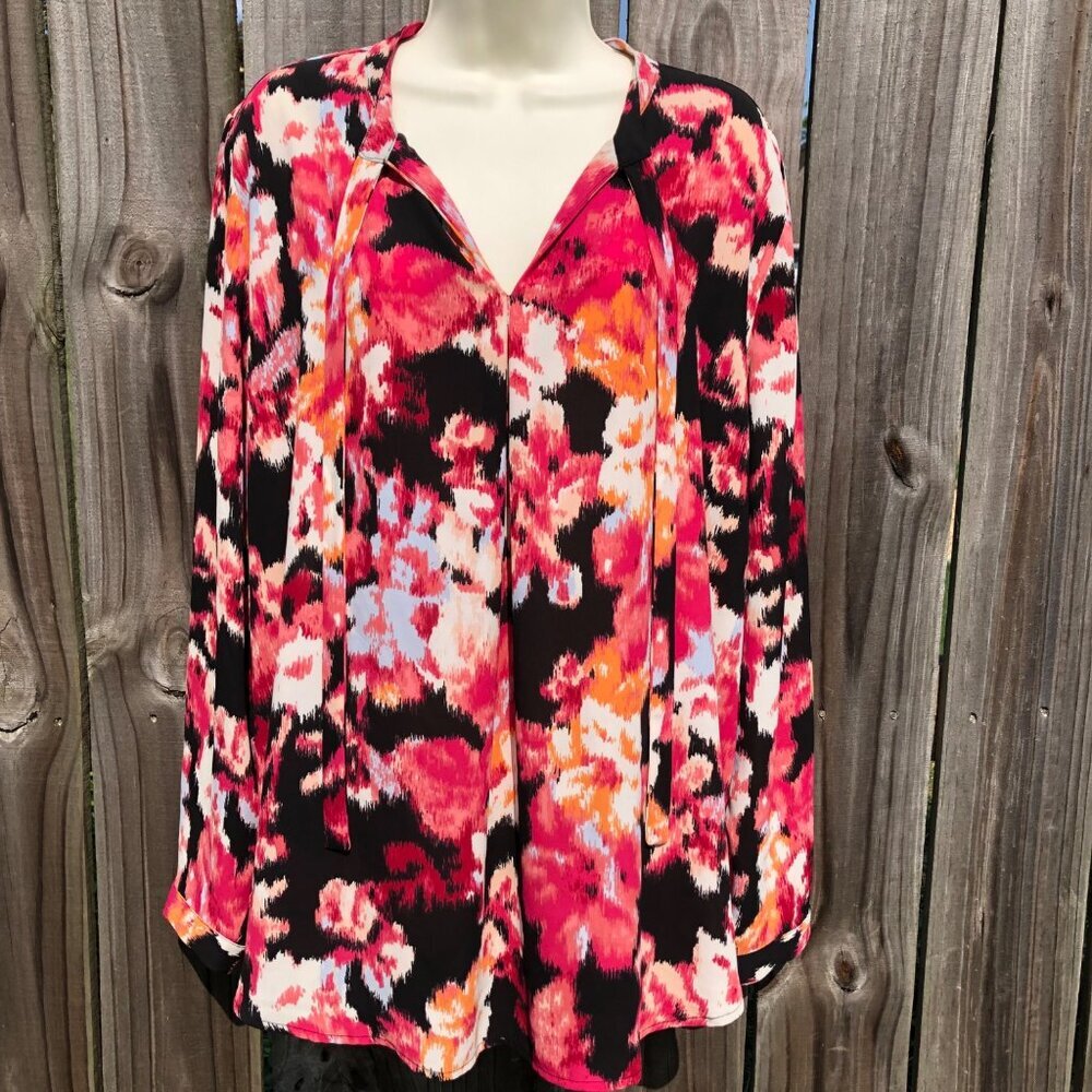 Chico’s NWT Long Sleeve Ikat Pink Black Blouse Top V Neck Tie Long Sleeve - Picture 4 of 9